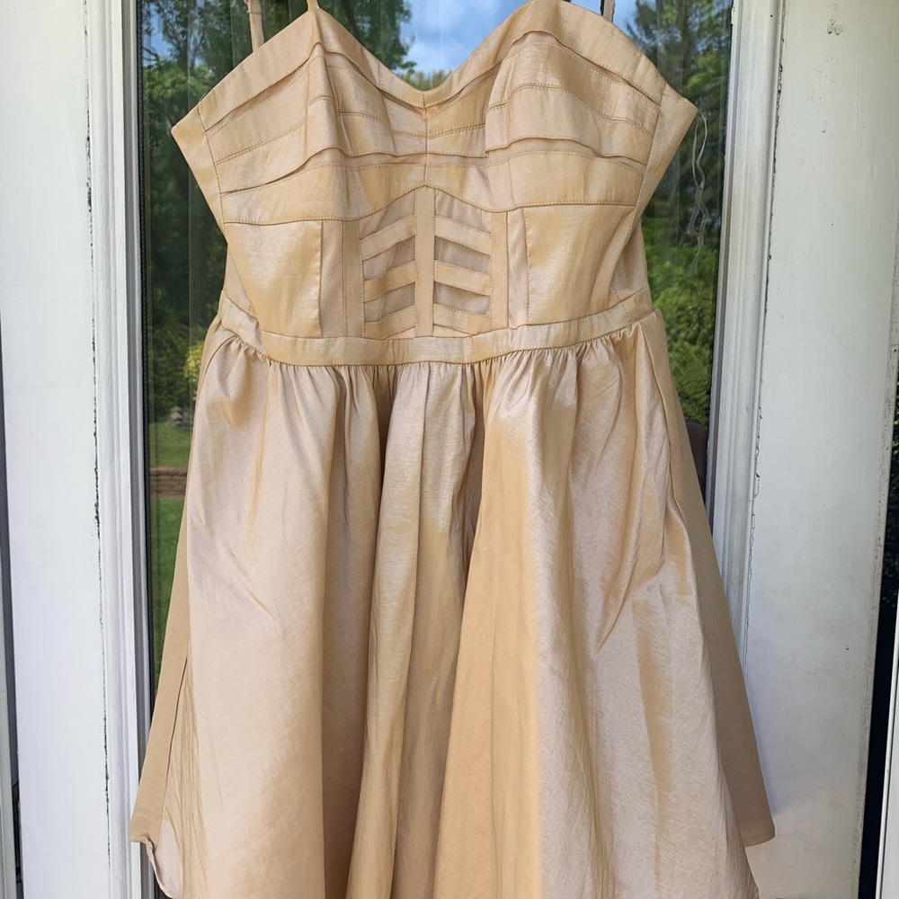 Creme short dress